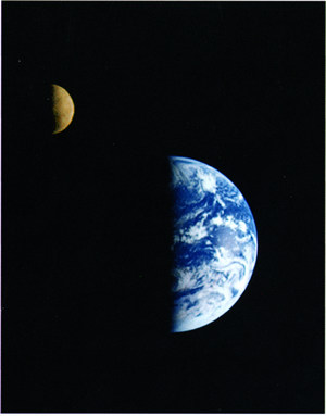 Earth and Moon Figure