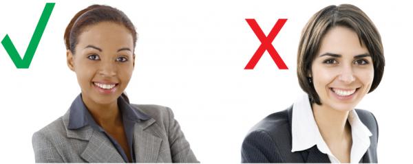 Photo shows two young women, one labelled with a check mark and the other with an X. These markings indicate that personality tests are not always correct in recognizing candidates’ strengths.